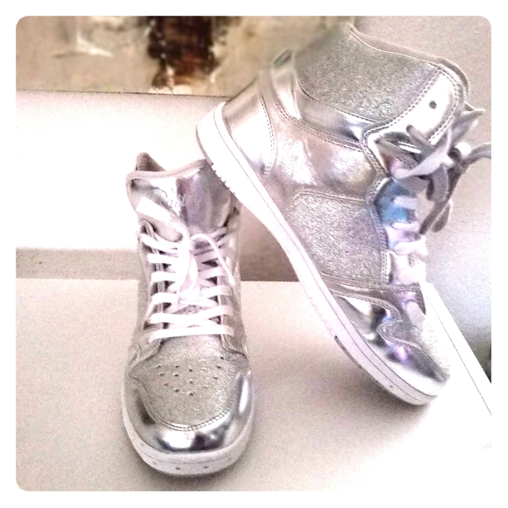 Glitter tennis shoes